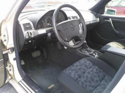 MERCEDES BENZ C CLASS
