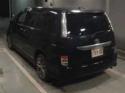 TOYOTA ISIS