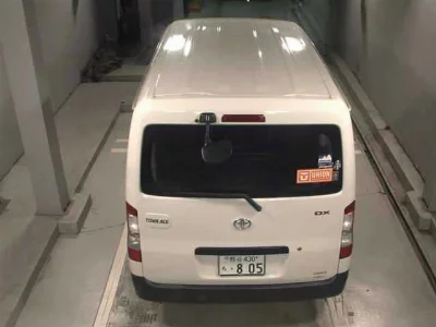 TOYOTA TOWN ACE VAN