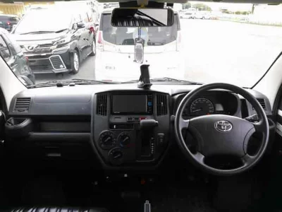 TOYOTA TOWN ACE VAN