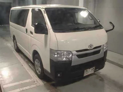 TOYOTA HIACE VAN