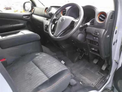 NISSAN NV350 CARAVAN