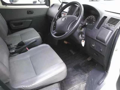 TOYOTA LITE ACE VAN