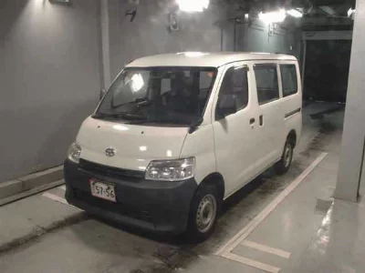 TOYOTA TOWN ACE VAN