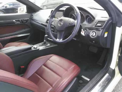 MERCEDES BENZ E CLASS