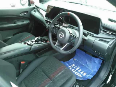 NISSAN AURA