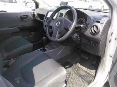 NISSAN AD VAN
