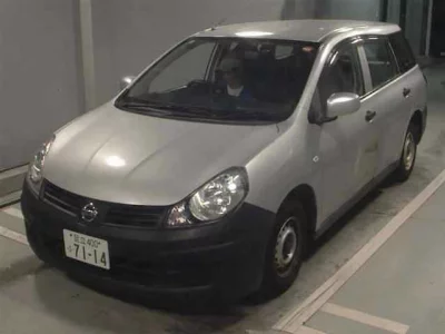 NISSAN AD VAN
