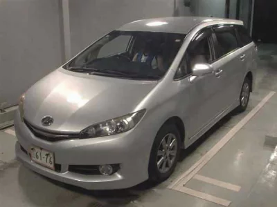 TOYOTA WISH