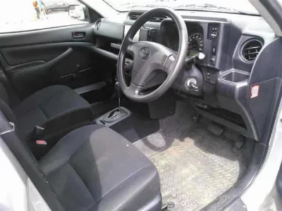 TOYOTA SUCCEED VAN