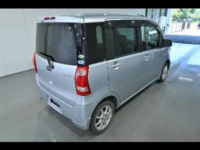 SUBARU LUCRA