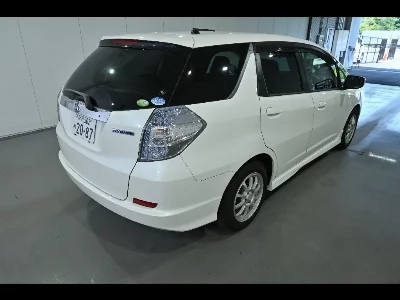 HONDA FIT SHUTTLE