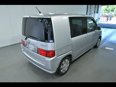 HONDA MOBILIO SPIKE