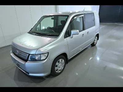 HONDA MOBILIO SPIKE