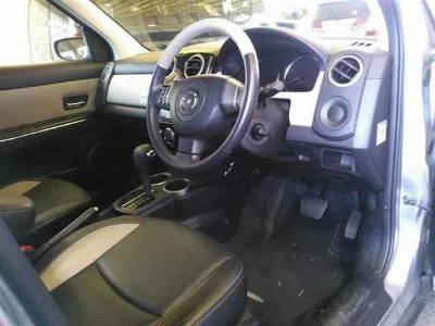 MAZDA VERISA