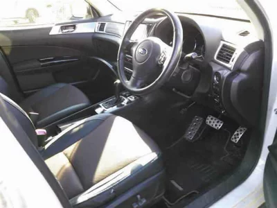 SUBARU EXIGA CROSSOVER 7