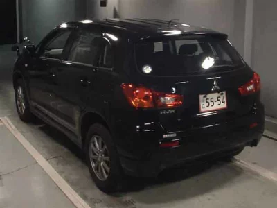 MITSUBISHI RVR