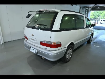 TOYOTA ESTIMA LUCIDA