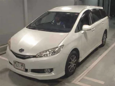 TOYOTA WISH