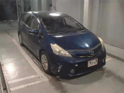 TOYOTA PRIUS ALPHA