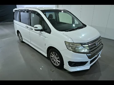 Honda STEPWGN SPADA