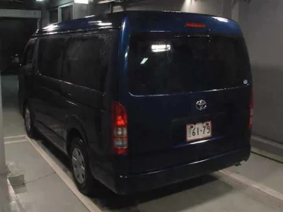 TOYOTA HIACE WAGON