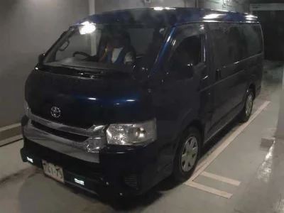 TOYOTA HIACE WAGON