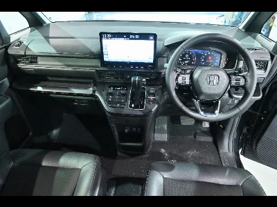 Honda STEPWGN SPADA
