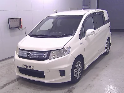 HONDA FREED SPIKE