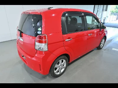 TOYOTA SPADE