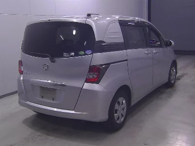 HONDA FREED SPIKE