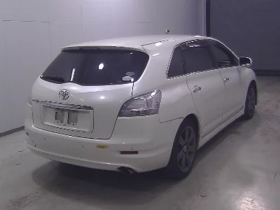 TOYOTA MARK X ZIO
