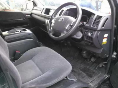 TOYOTA HIACE WAGON