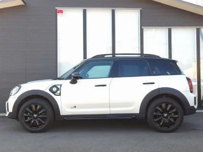 MINI MINI CROSSOVER