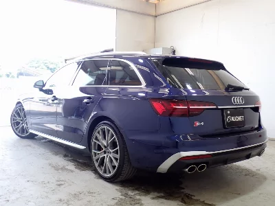 AUDI S4 AVANTE