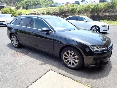 AUDI A4 AVANTE