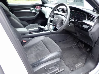 AUDI E-TRON SPORTBACK