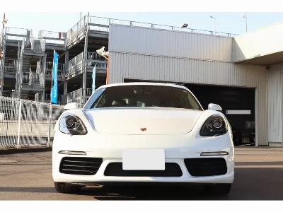 PORSCHE 718 BOXSTER