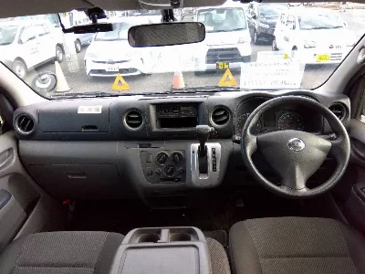 NISSAN NV350 CARAVAN