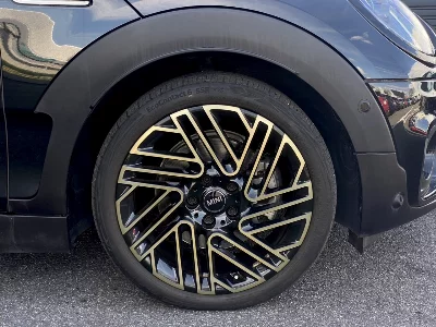 MINI MINI CLUBMAN