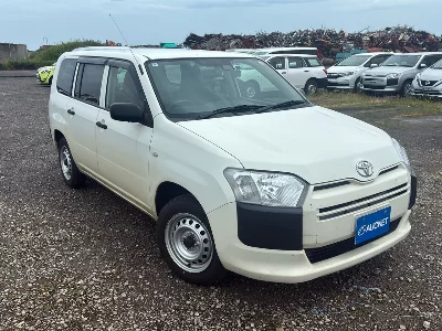 TOYOTA SUCCEED VAN