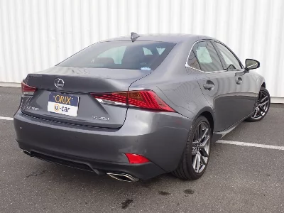 LEXUS IS