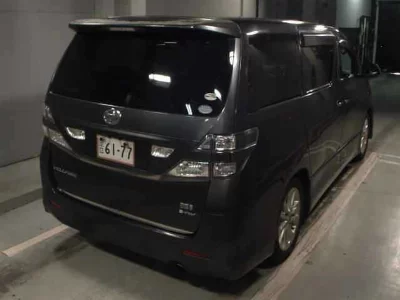 TOYOTA VELLFIRE