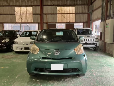 TOYOTA IQ