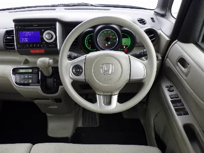 TOYOTA PIXIS SPACE