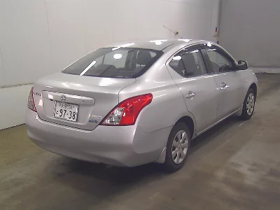 NISSAN TIIDA LATIO
