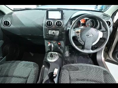 NISSAN DUALIS