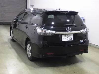 TOYOTA WISH