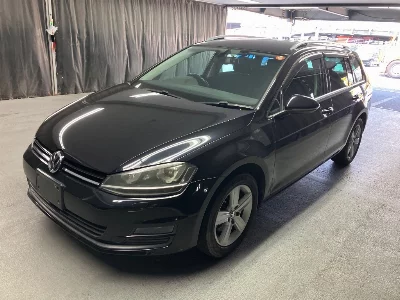 VOLKSWAGEN GOLF VARIANT