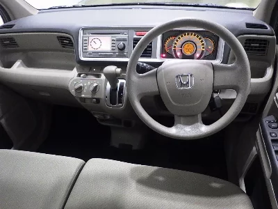 HONDA LIFE